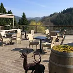 Restaurant Domaine De Basil