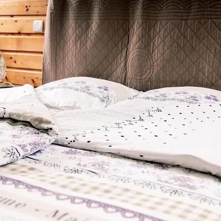 Hotel Restaurant Domaine De Basil