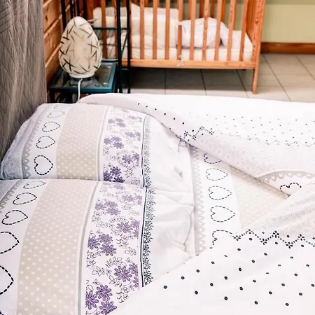 Hotel Restaurant Domaine De Basil