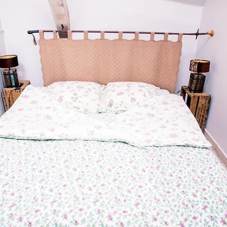 Hotel Restaurant Domaine De Basil 3*