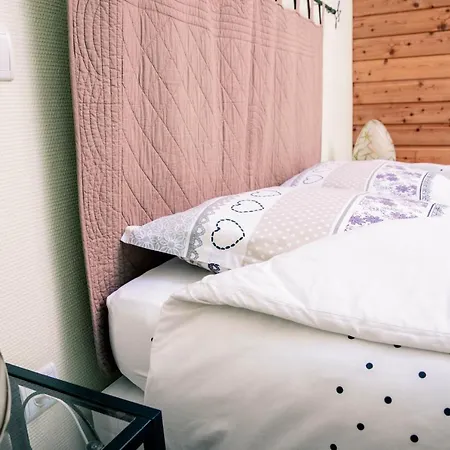 Hotel Restaurant Domaine De Basil