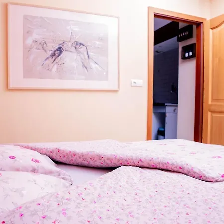 Restaurant Domaine De Basil 3*