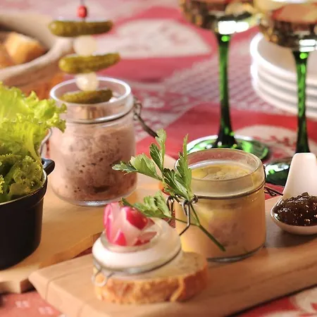 Restaurant Domaine De Basil Hotel 3*