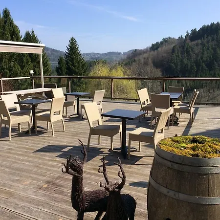 Restaurant Domaine De Basil